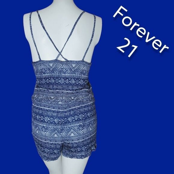 NWT Forever 21 Romper Navy/Cream Small - Picture 4 of 5